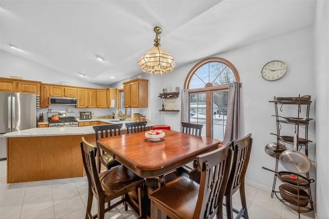 975 Glenwood Avenue, Muskegon, MI 49445