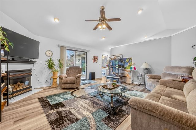 975 Glenwood Avenue, Muskegon, MI 49445