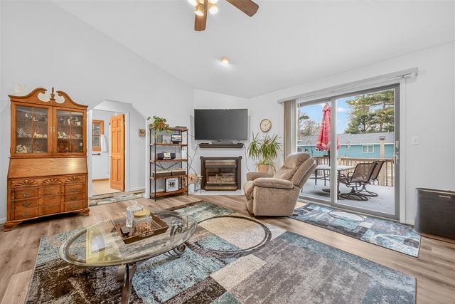 975 Glenwood Avenue, Muskegon, MI 49445