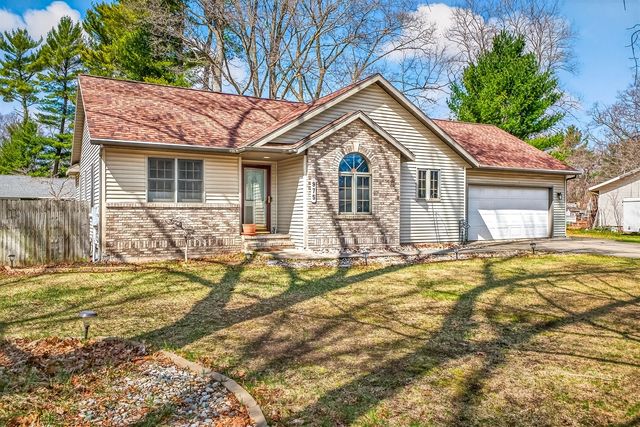 975 Glenwood Avenue, Muskegon, MI 49445