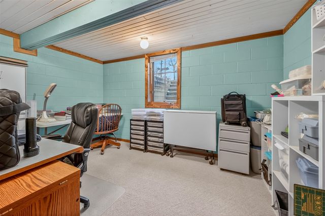 975 Glenwood Avenue, Muskegon, MI 49445