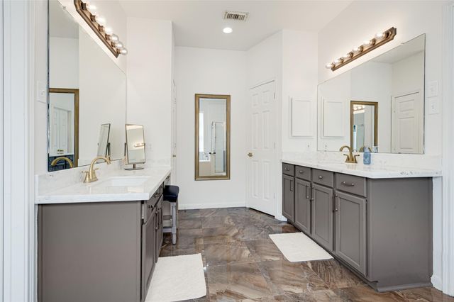 16827 Ship Anchor Drive, Friendswood, TX 77546