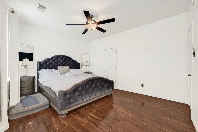 16827 Ship Anchor Drive, Friendswood, TX 77546