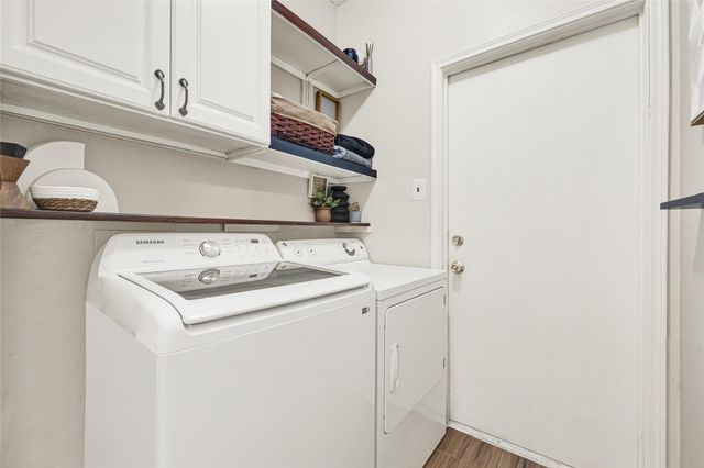 16827 Ship Anchor Drive, Friendswood, TX 77546