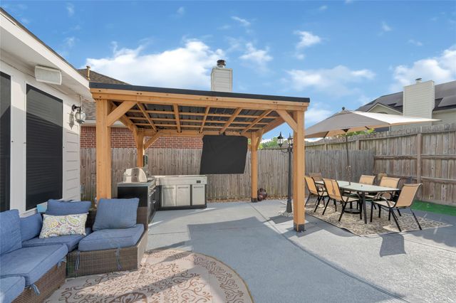 16827 Ship Anchor Drive, Friendswood, TX 77546