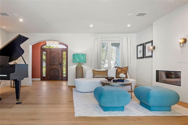 1120 PALMER AVENUE, Winter Park, FL 32789