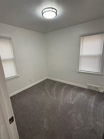 16083 Manning Street, Detroit, MI 48205