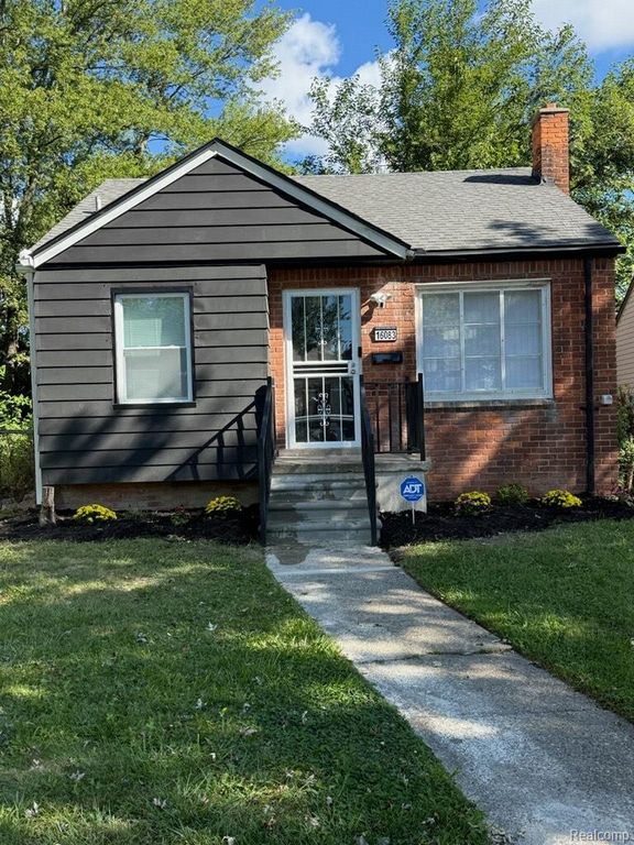16083 Manning Street, Detroit, MI 48205