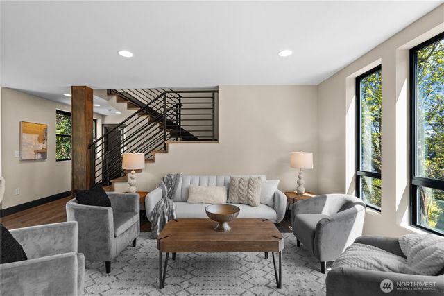 1128 31st Avenue S, Seattle, WA 98144