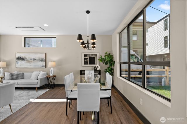 1128 31st Avenue S, Seattle, WA 98144