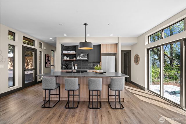 1128 31st Avenue S, Seattle, WA 98144