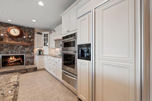 400 Lakes Edge Drive, Oxford Twp, MI 48371