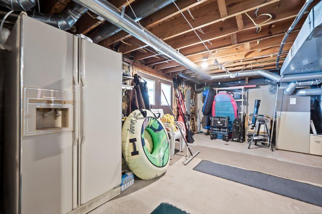 400 Lakes Edge Drive, Oxford Twp, MI 48371