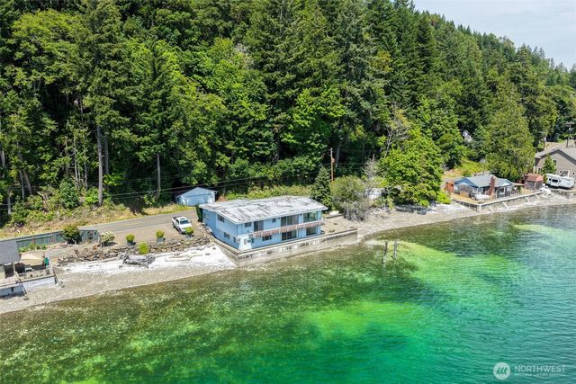 8361 NE North Shore Road, Belfair, WA 98528