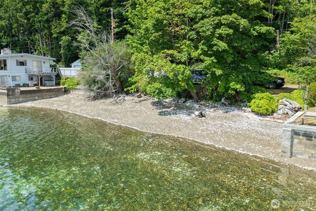 8361 NE North Shore Road, Belfair, WA 98528