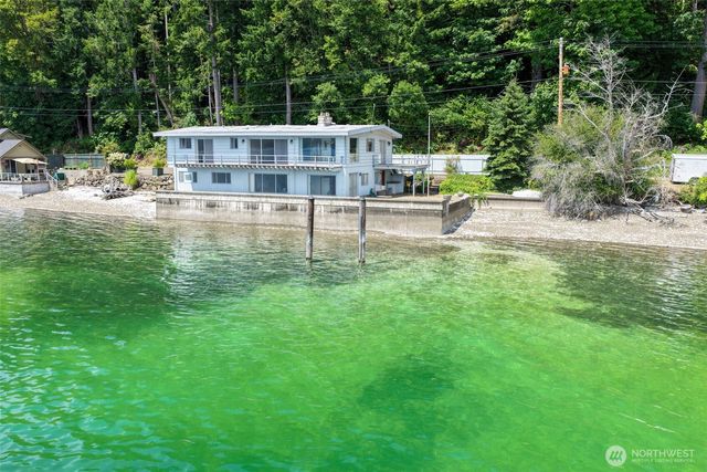 8361 NE North Shore Road, Belfair, WA 98528