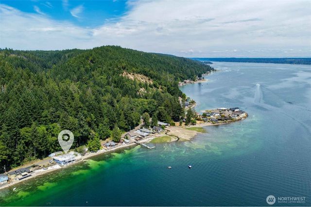 8361 NE North Shore Road, Belfair, WA 98528