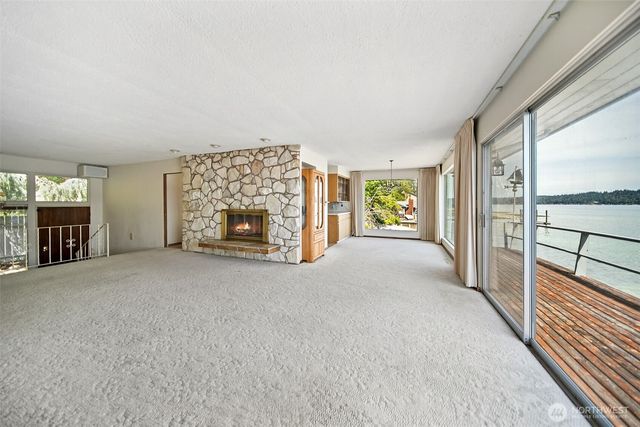 8361 NE North Shore Road, Belfair, WA 98528