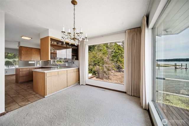 8361 NE North Shore Road, Belfair, WA 98528
