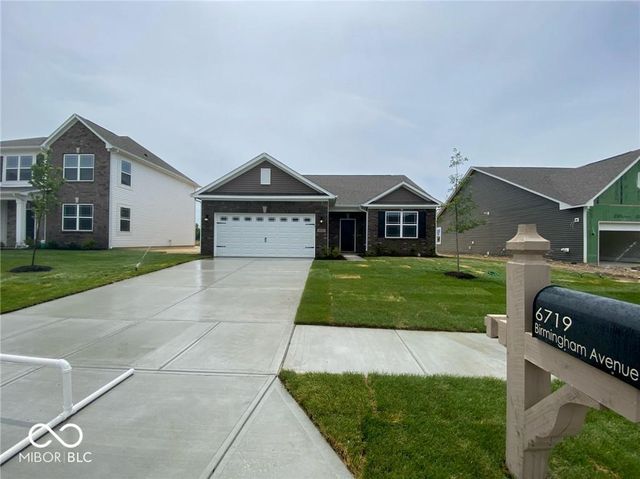 6719 Birmingham Avenue, Mccordsville, IN 46055