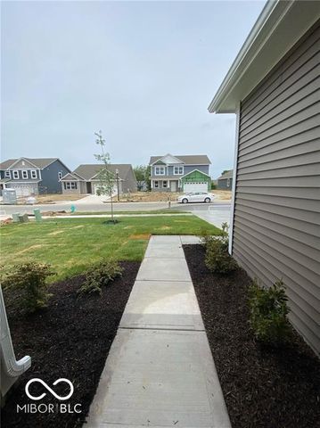 6719 Birmingham Avenue, Mccordsville, IN 46055