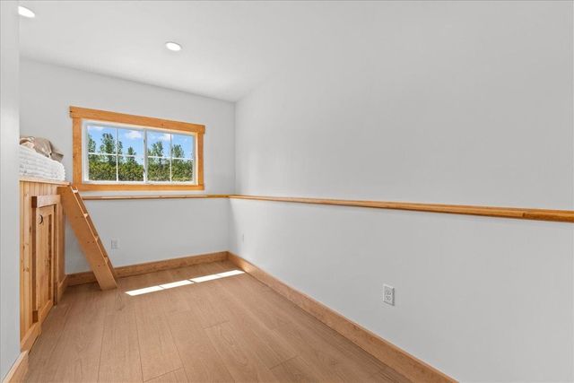 5048 Hanna Road, Franklin, VT 05454