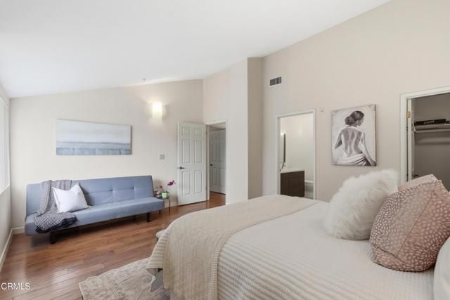 628 South Street B, Glendale, CA 91202