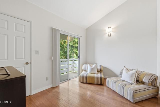 628 South Street B, Glendale, CA 91202