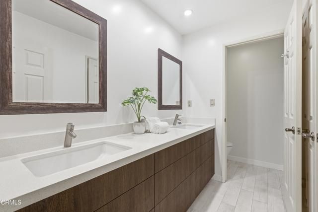 628 South Street B, Glendale, CA 91202
