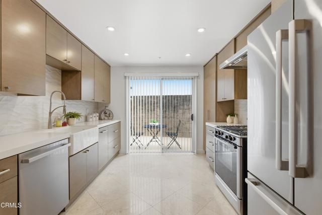 628 South Street B, Glendale, CA 91202