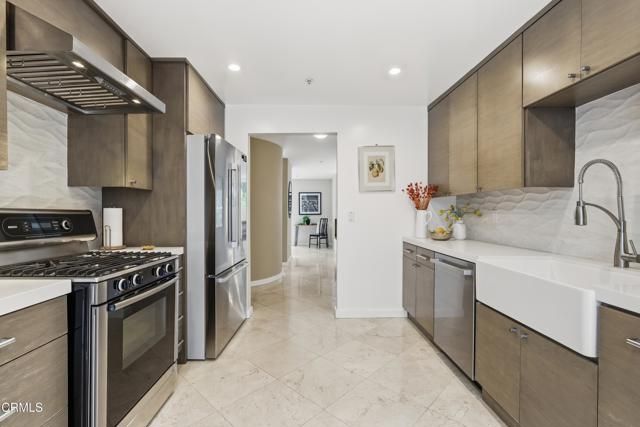 628 South Street B, Glendale, CA 91202