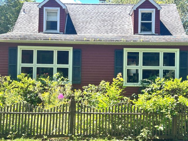 20 Argonne Terrace, Seymour, CT 06483
