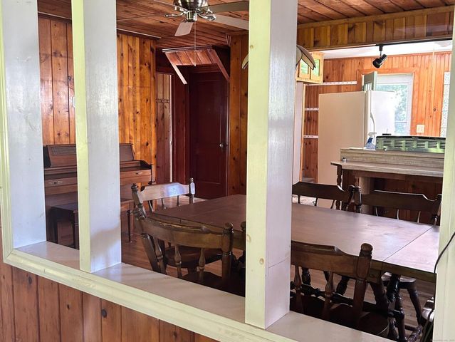 20 Argonne Terrace, Seymour, CT 06483