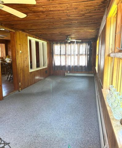 20 Argonne Terrace, Seymour, CT 06483