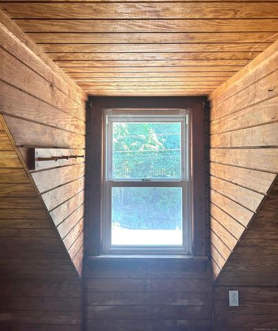20 Argonne Terrace, Seymour, CT 06483