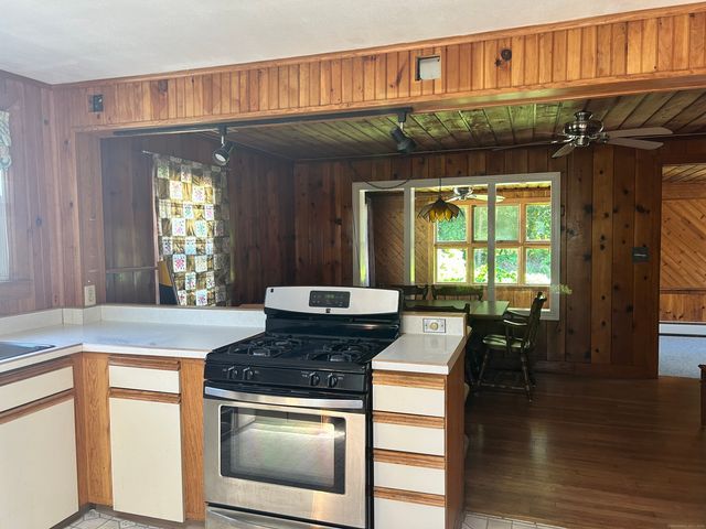 20 Argonne Terrace, Seymour, CT 06483