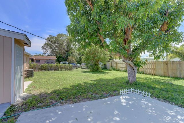 314 NW 12th Avenue, Delray Beach, FL 33444
