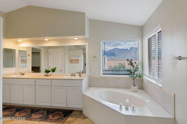 12347 N Mount Bigelow Road, Oro Valley, AZ 85755