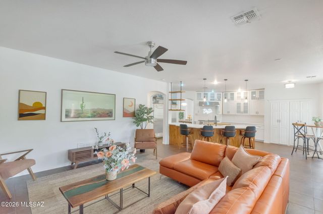 12347 N Mount Bigelow Road, Oro Valley, AZ 85755