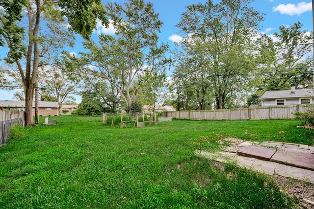 16623 Spaulding Avenue, Markham, IL 60428