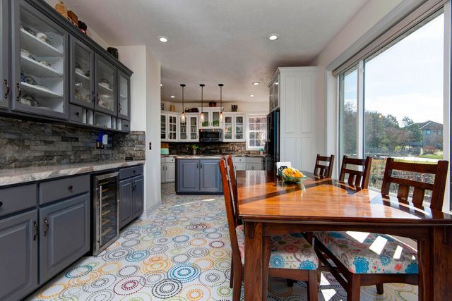 175 Split Rock Drive, Hollister, MO 65672