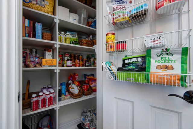 175 Split Rock Drive, Hollister, MO 65672