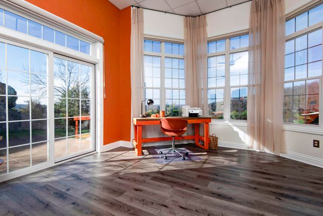 175 Split Rock Drive, Hollister, MO 65672