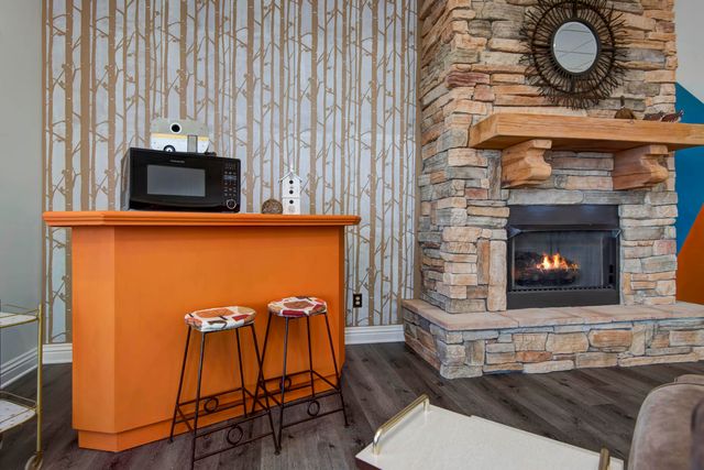 175 Split Rock Drive, Hollister, MO 65672