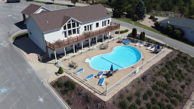 175 Split Rock Drive, Hollister, MO 65672