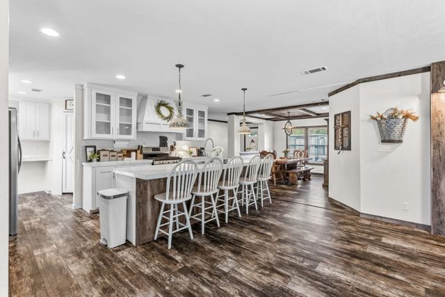 151 Hilltop Lane, Emory, TX 75440