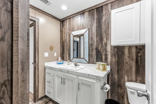 151 Hilltop Lane, Emory, TX 75440