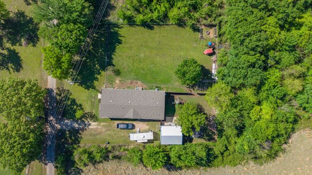 151 Hilltop Lane, Emory, TX 75440