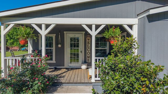 151 Hilltop Lane, Emory, TX 75440