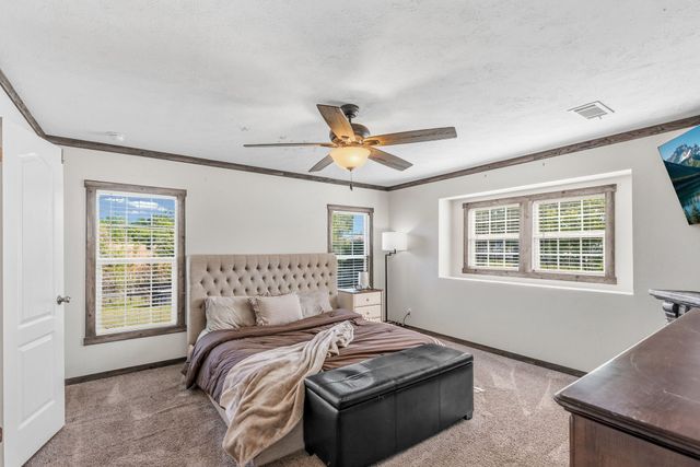 151 Hilltop Lane, Emory, TX 75440